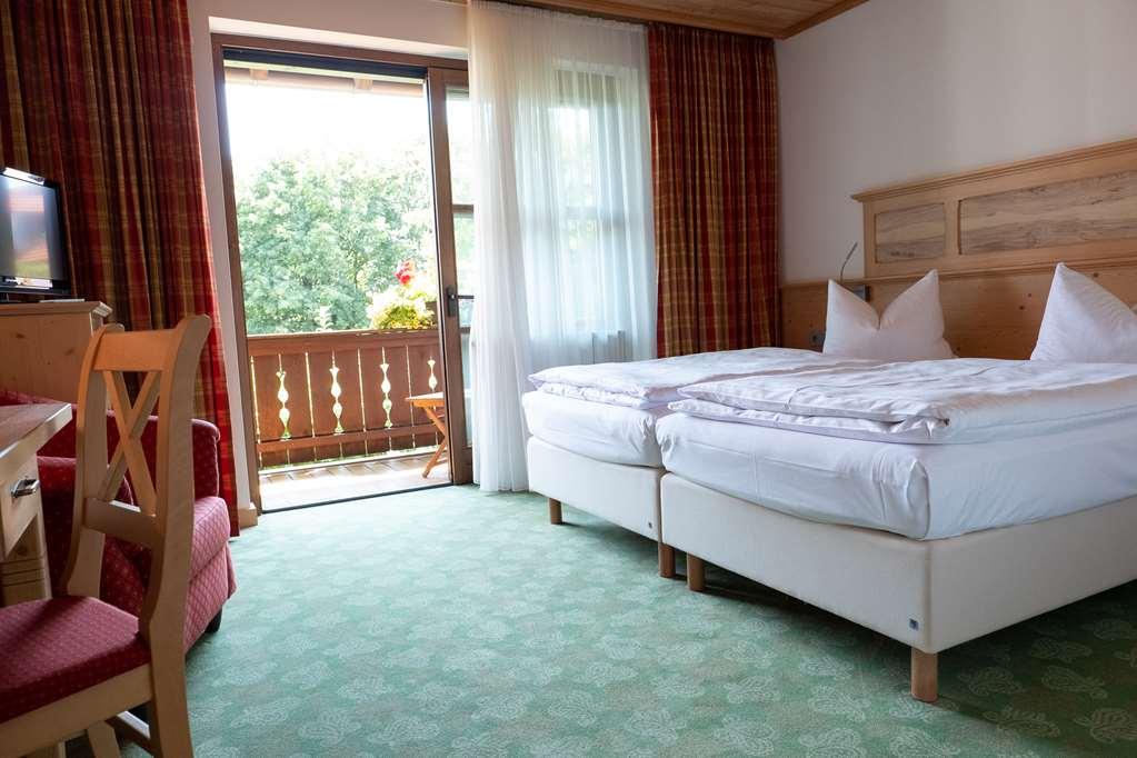 فندق زورنيدينغفي  جلاسلز لاندهوتل الغرفة الصورة